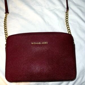 Michael Kors Jet Set - Burgundy